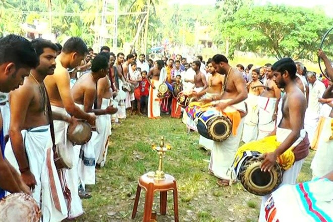 Panchavadyam